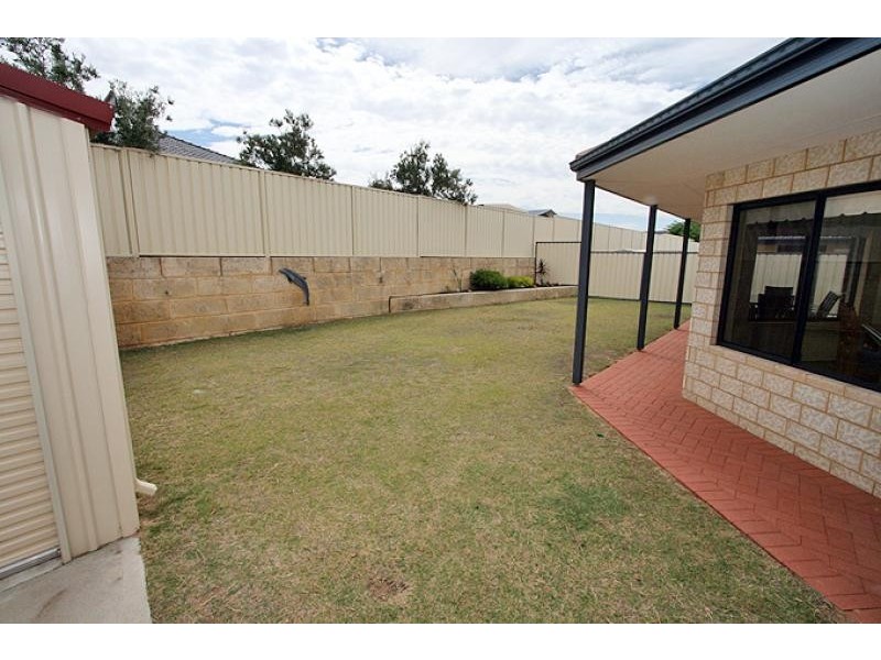 5 Tamar Break, Madora Bay WA 6210