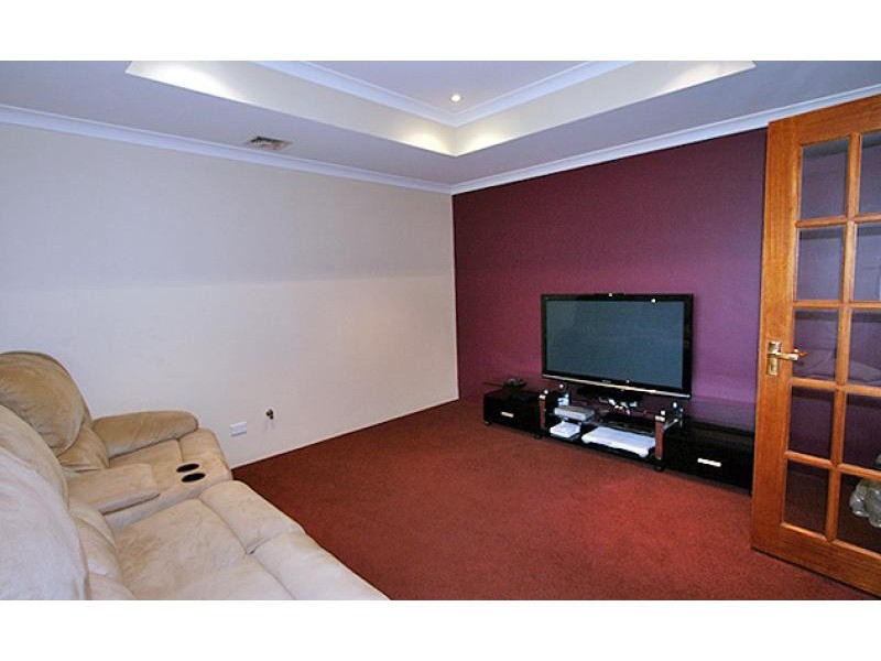 5 Tamar Break, Madora Bay WA 6210