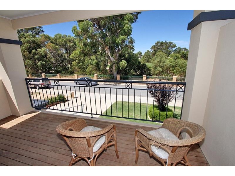 63 BellaVista Parade, Meadow Springs WA 6210