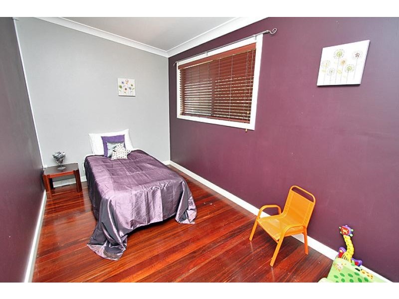 8 a Roy Road, Coodanup WA 6210