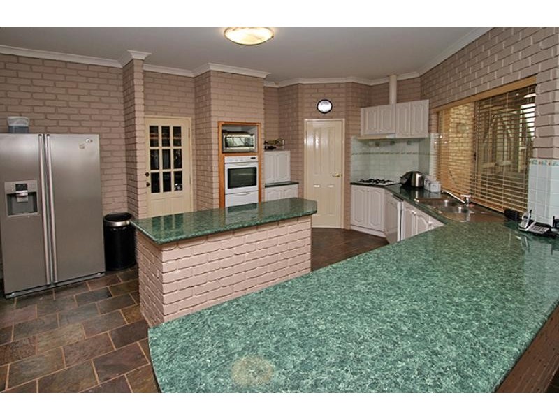 14 Capricorn Mews, Halls Head WA 6210