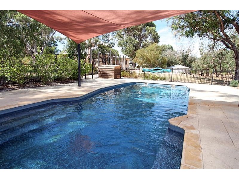 44 Serpentine Way, Stake Hill WA 6210