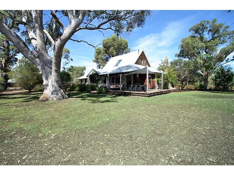 44 Serpentine Way, Stake Hill WA 6210