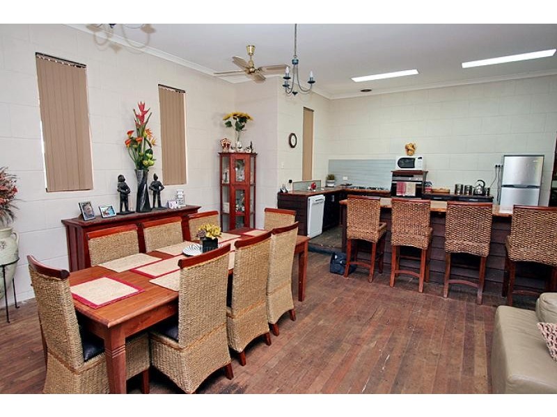 11 Church Street, North Dandalup WA 6207