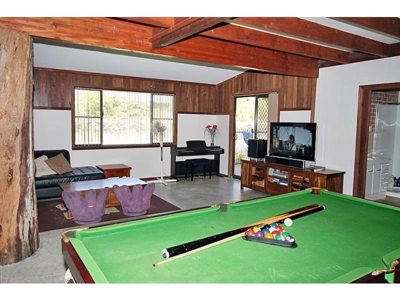 11 Church Street, North Dandalup WA 6207