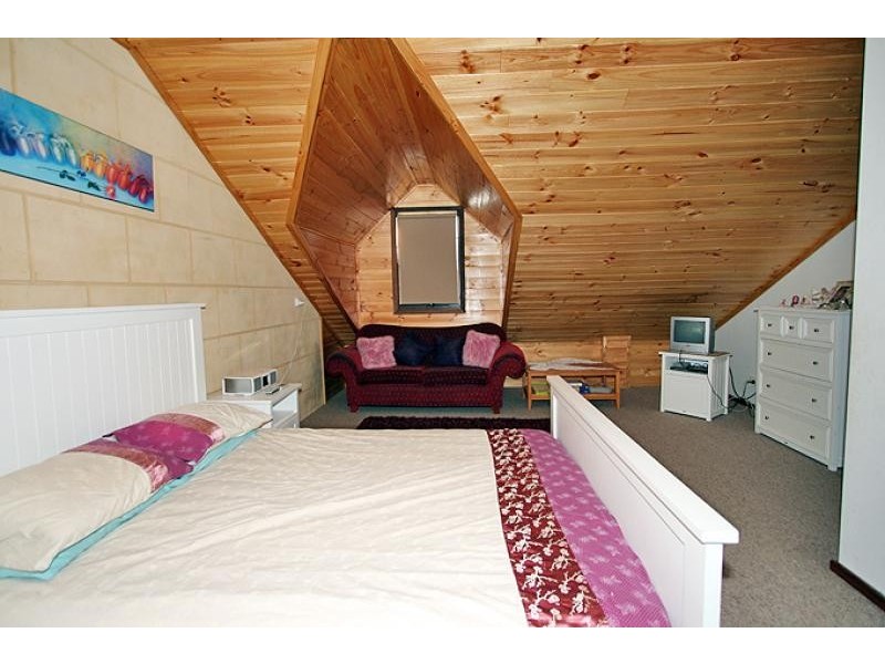 11 Church Street, North Dandalup WA 6207