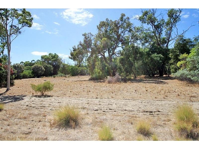 142 Clifton Downs Road, Lake Clifton WA 6215