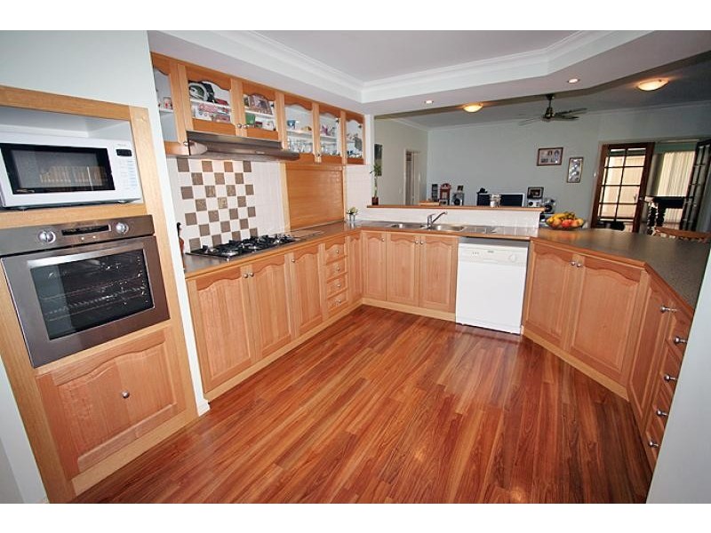 40 Boardwalk Boulevard, Halls Head WA 6210