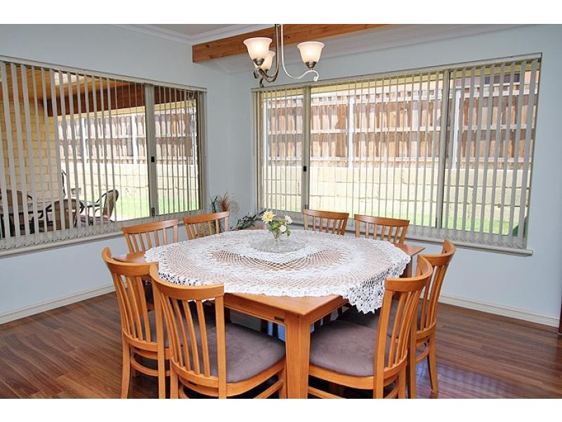 40 Boardwalk Boulevard, Halls Head WA 6210