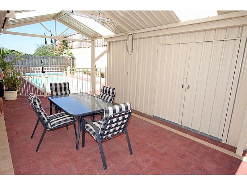 40 Boardwalk Boulevard, Halls Head WA 6210