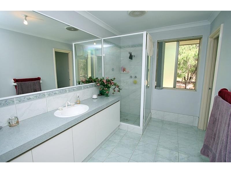 131 Clifton Downs Road, Lake Clifton WA 6215