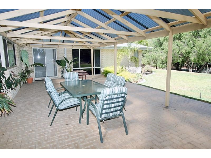 131 Clifton Downs Road, Lake Clifton WA 6215