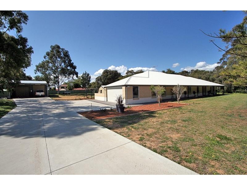 29 Balwina Road, Greenfields WA 6210