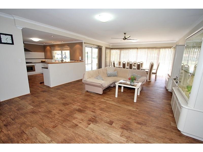 29 Balwina Road, Greenfields WA 6210