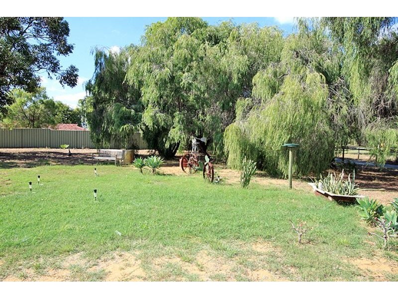 29 Balwina Road, Greenfields WA 6210