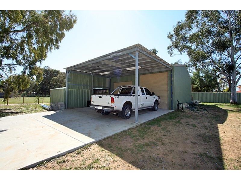 29 Balwina Road, Greenfields WA 6210