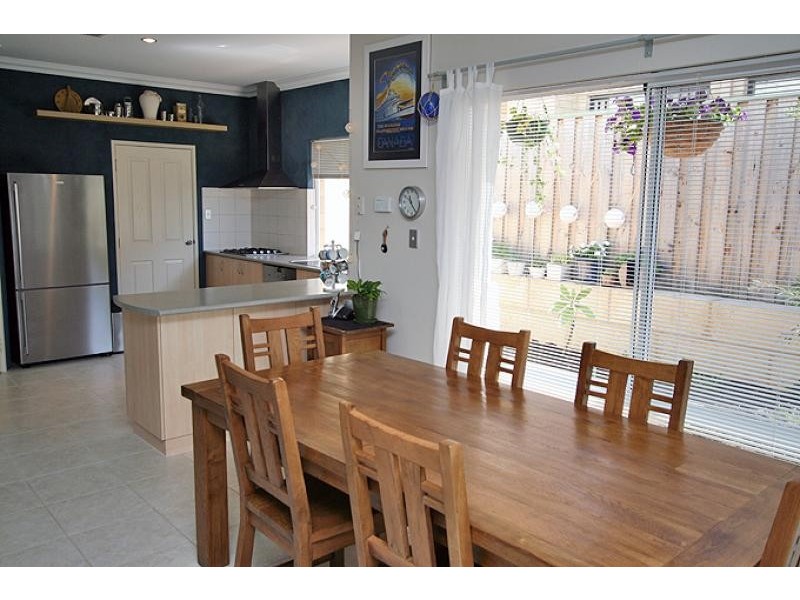 56 Quandong Parkway, Halls Head WA 6210