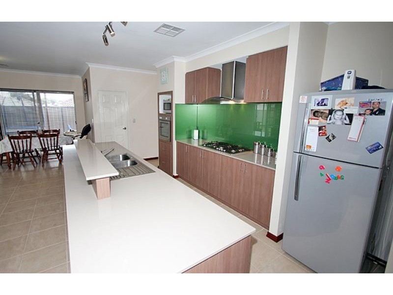 19 Cimarron Edge, Meadow Springs WA 6210