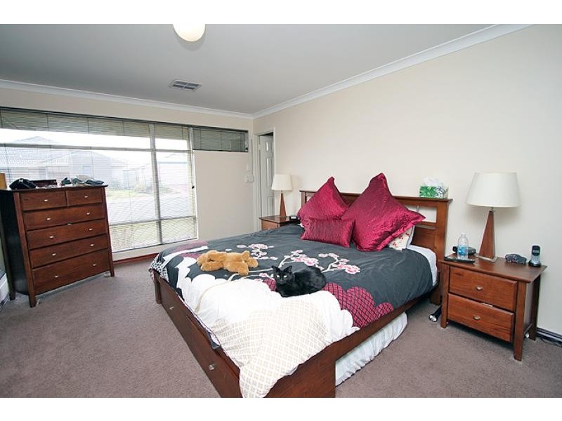 19 Cimarron Edge, Meadow Springs WA 6210