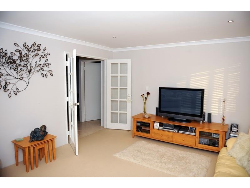 35 Tranquility Way, Halls Head WA 6210