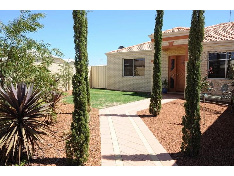 35 Tranquility Way, Halls Head WA 6210