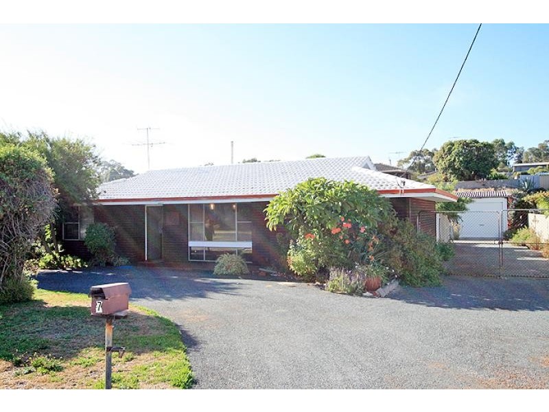 7 Nestor Way, Silver Sands WA 6210