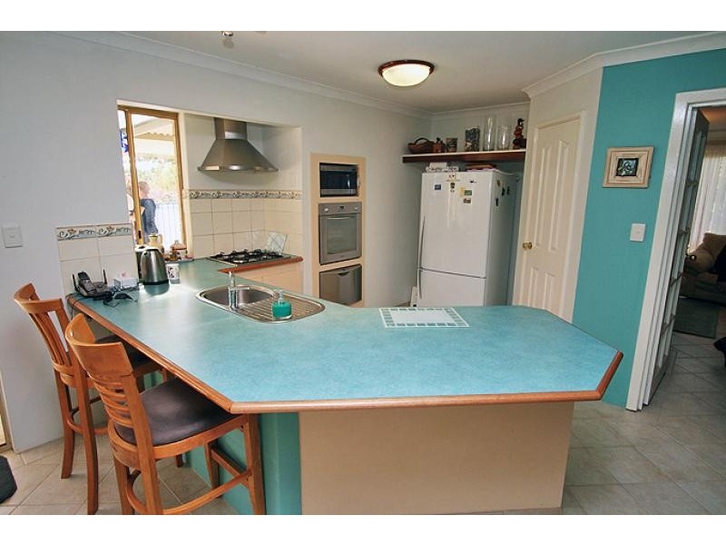 9 Pennington Gardens, Erskine WA 6210