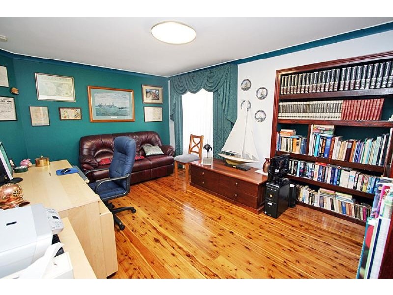 9 Pennington Gardens, Erskine WA 6210