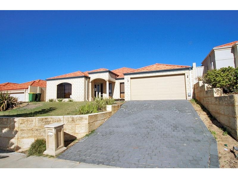 64 Northport Drive, Wannanup WA 6210