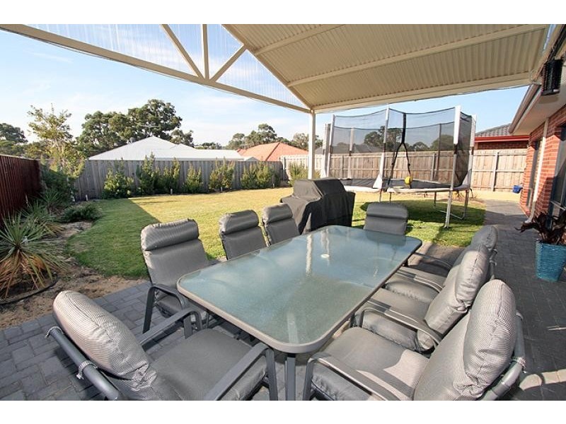 25 Tranquility Way, Halls Head WA 6210