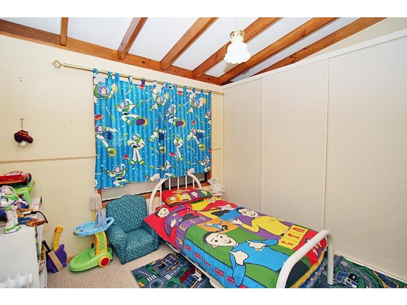 11 Wanjeep Street, Coodanup WA 6210