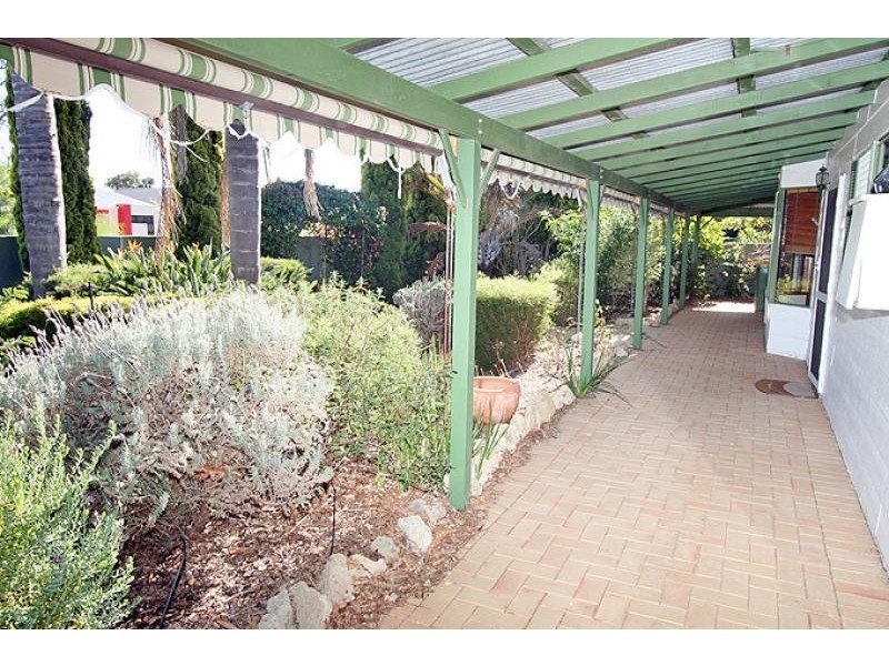 11 Wanjeep Street, Coodanup WA 6210