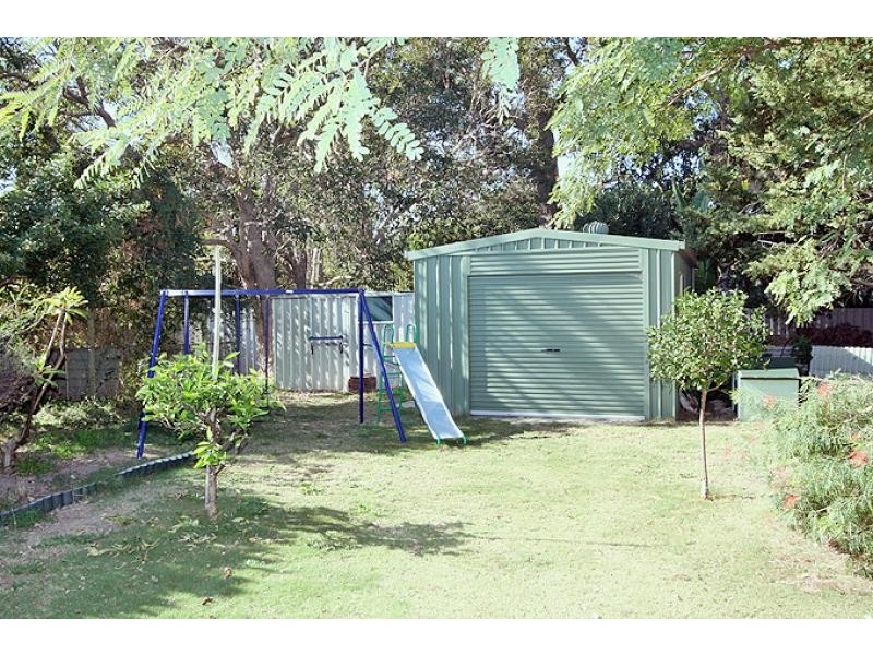 11 Wanjeep Street, Coodanup WA 6210