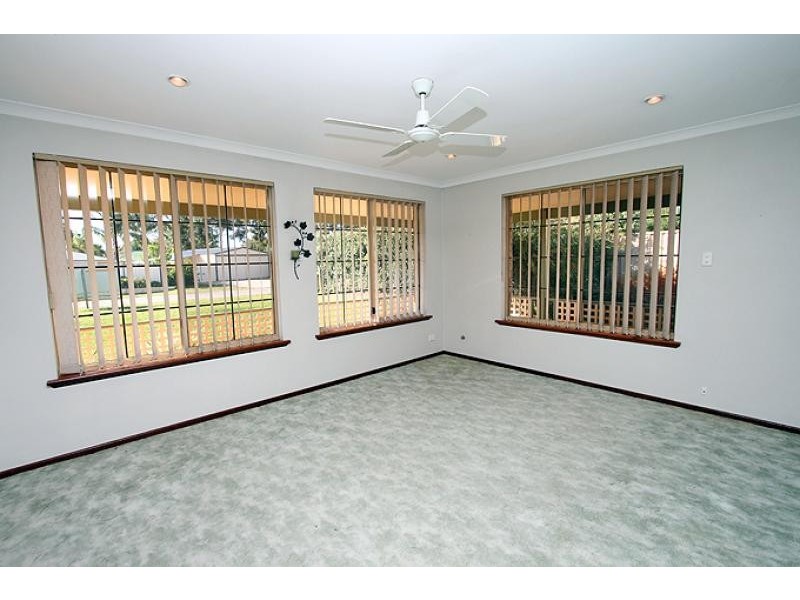 42 Clydesdale Drive, Greenfields WA 6210