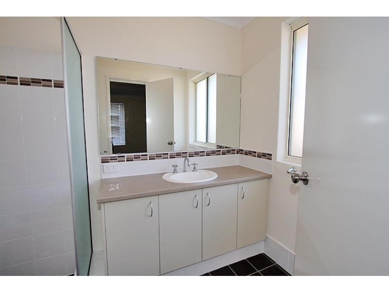 15 Karak Road, Wannanup WA 6210