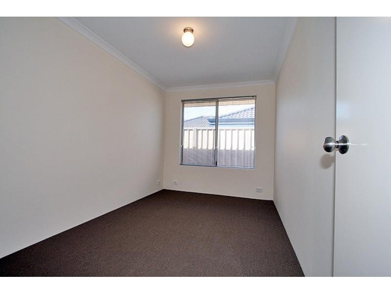 15 Karak Road, Wannanup WA 6210