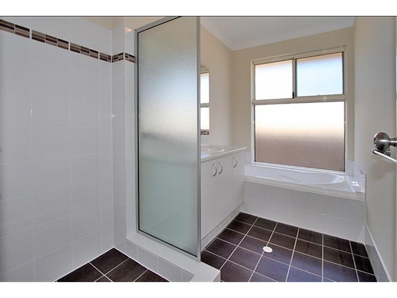 15 Karak Road, Wannanup WA 6210