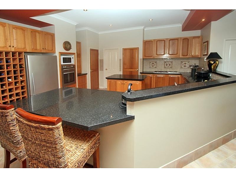 17 Fairborn Retreat, Meadow Springs WA 6210