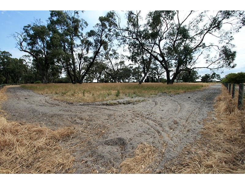 33 Thomasfield Place, Ravenswood WA 6208