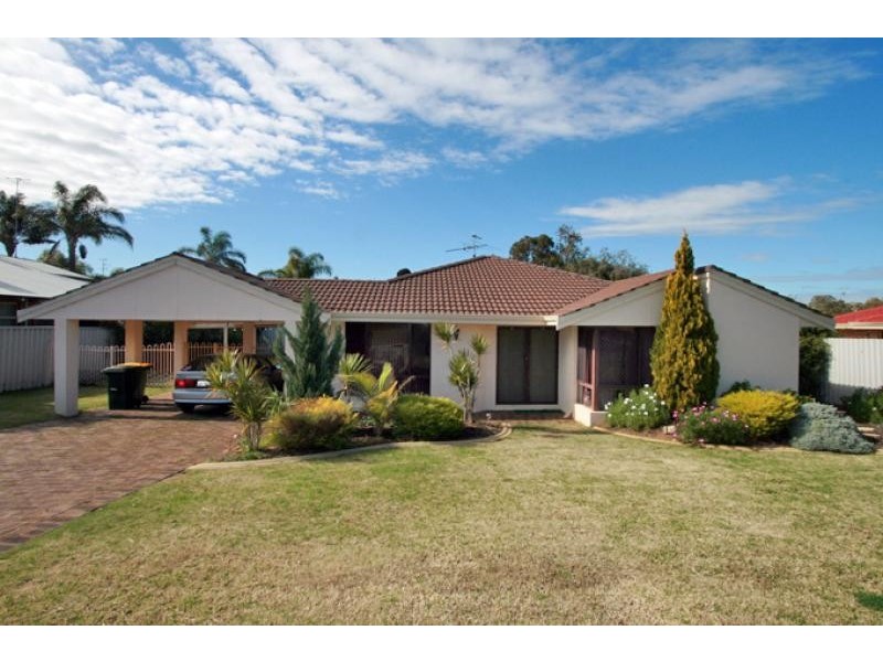 3 Yorrell Place, Halls Head WA 6210