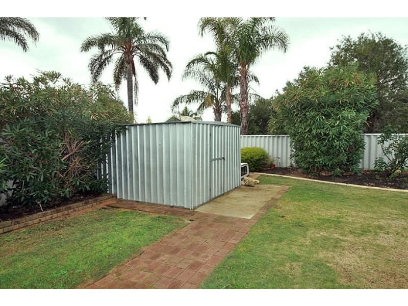 3 Yorrell Place, Halls Head WA 6210