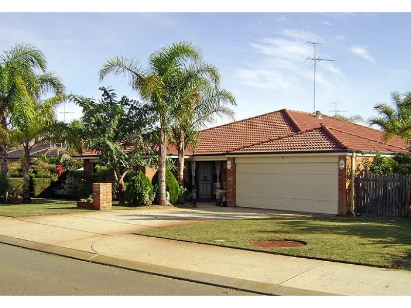 63 Templetonia Promenade, Halls Head WA 6210