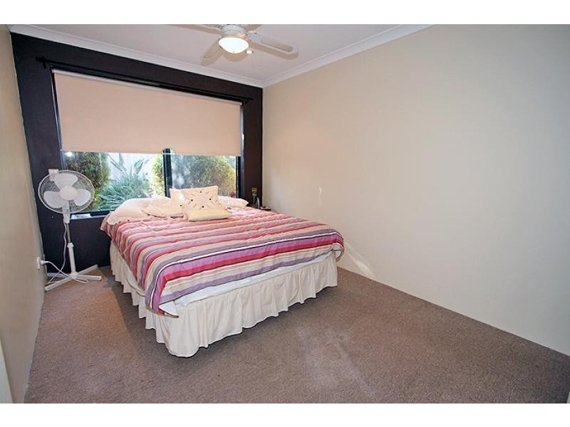 63 Templetonia Promenade, Halls Head WA 6210