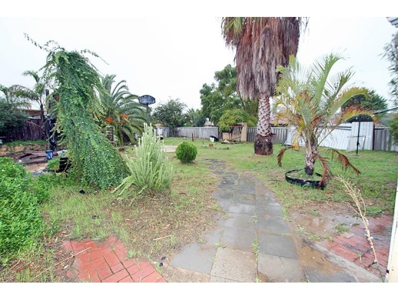 2 Chambon Cove, Coodanup WA 6210