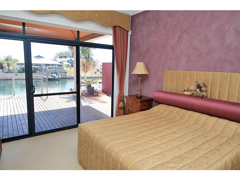 22 Nyari Court, Mandurah WA 6210