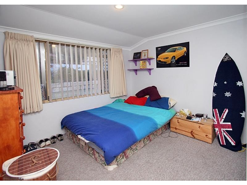 52 Floribunda Avenue, Halls Head WA 6210