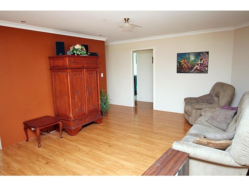 52 Floribunda Avenue, Halls Head WA 6210