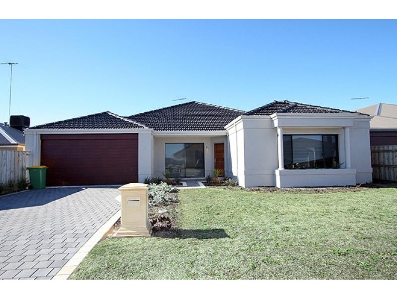 7 Scarab Court, Halls Head WA 6210