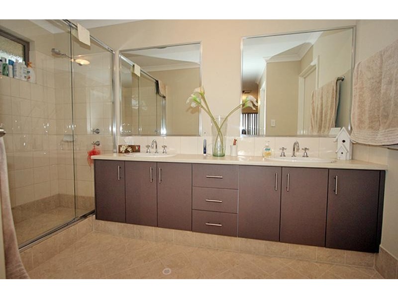 7 Tectona Way, Halls Head WA 6210