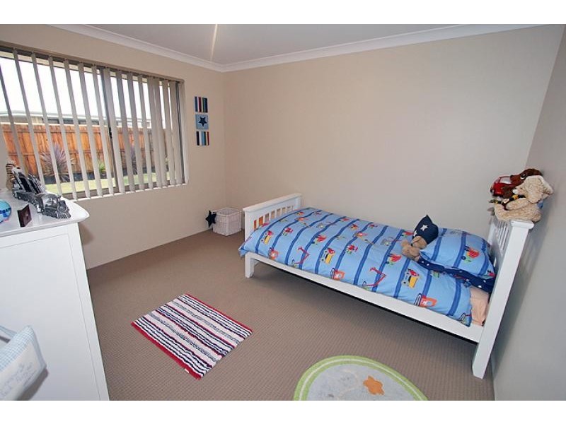 7 Tectona Way, Halls Head WA 6210
